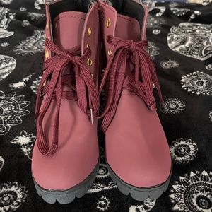 Booties Burgundy size 39